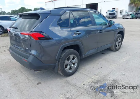2024 Toyota Rav4 Xle из США, поврежденный, VIN 2T3W1RFV8RC265788